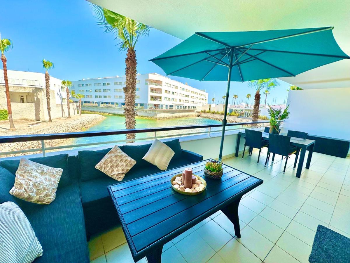 Lucky Star Marina Apartment, With Pool Lagos Luaran gambar