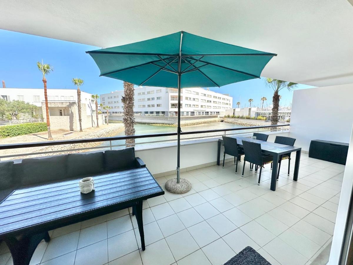 Lucky Star Marina Apartment, With Pool Lagos Luaran gambar