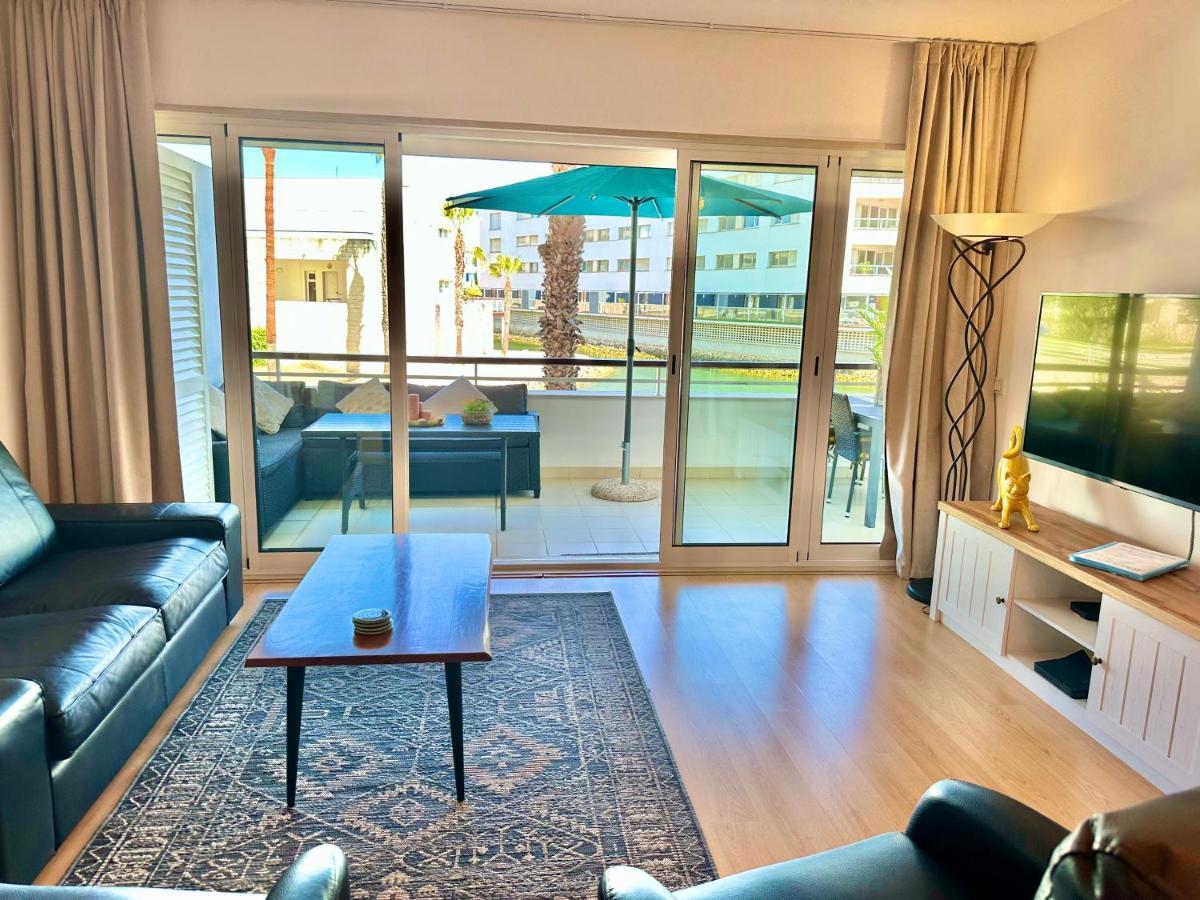 Lucky Star Marina Apartment, With Pool Lagos Luaran gambar